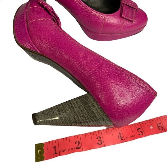 Escada Laurél Bow Heels / Pumps - Picture 9 of 13